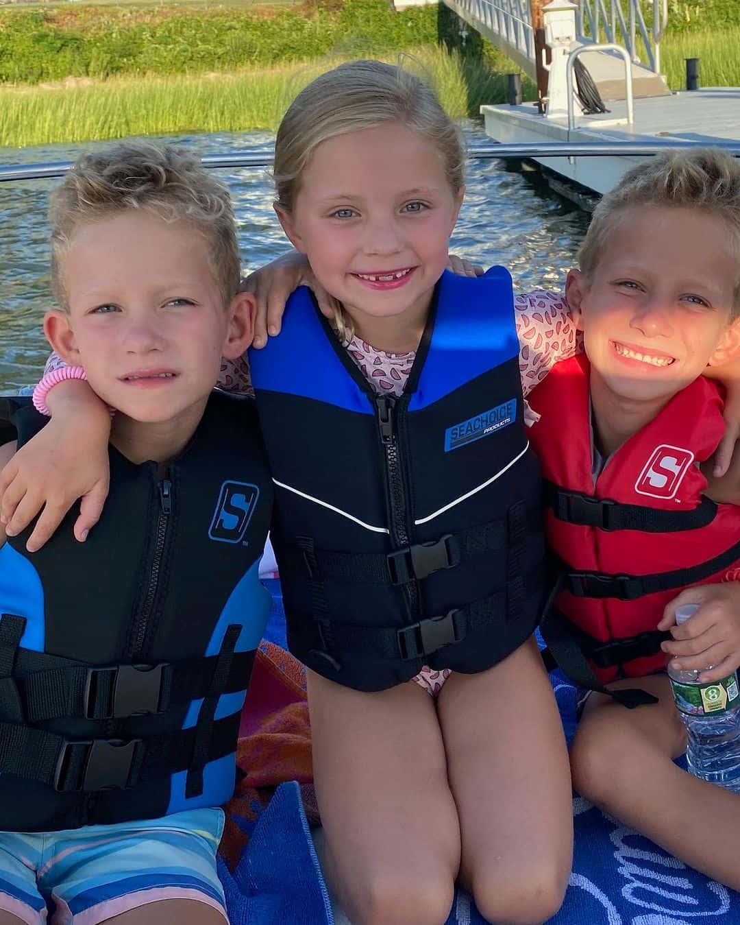 Ainsley Earhardt's daughter Hayden with cousins (@aearhardt/Instagram)