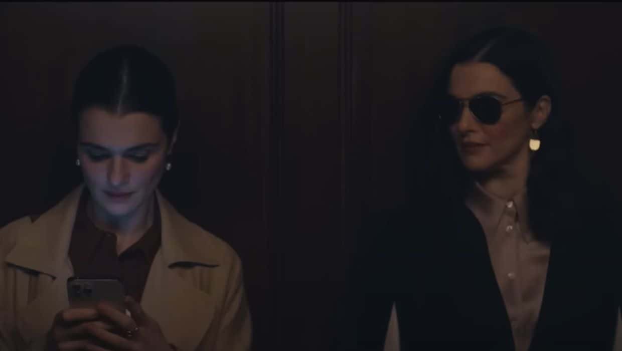 A still from 'Dead Ringers' (2023) 
(Amazon Prime) 