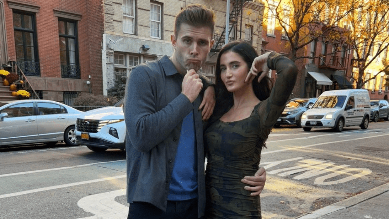 'The Bachelor' star Zach Shallcross speculated to end relationship with Ariel Frenkel because of her ethnicity (Instagram/bachelorabc)