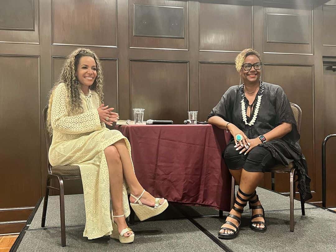 Sunny Hostin with Harriette Cole for the Hamptons book talk (@regencore, Instagram)