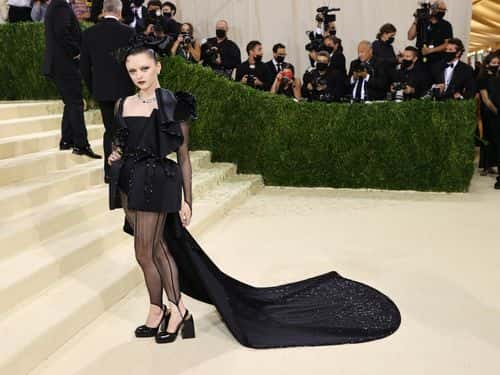 Maisie Williams attends The 2021 Met Gala Celebrating In America: A Lexicon Of Fashion at Metropolitan Museum of Art on September 13, 2021 in New York City. (Photo by Mike Coppola/Getty Images)