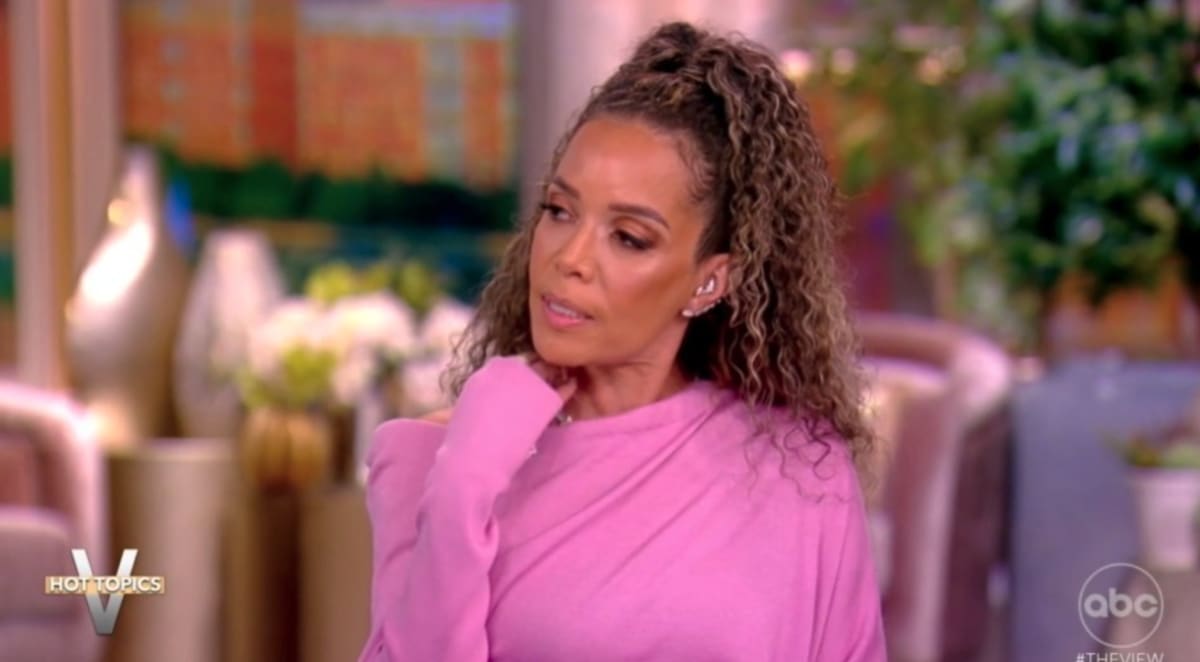 Sunny Hostin will be writing a new science fiction book (ABC)