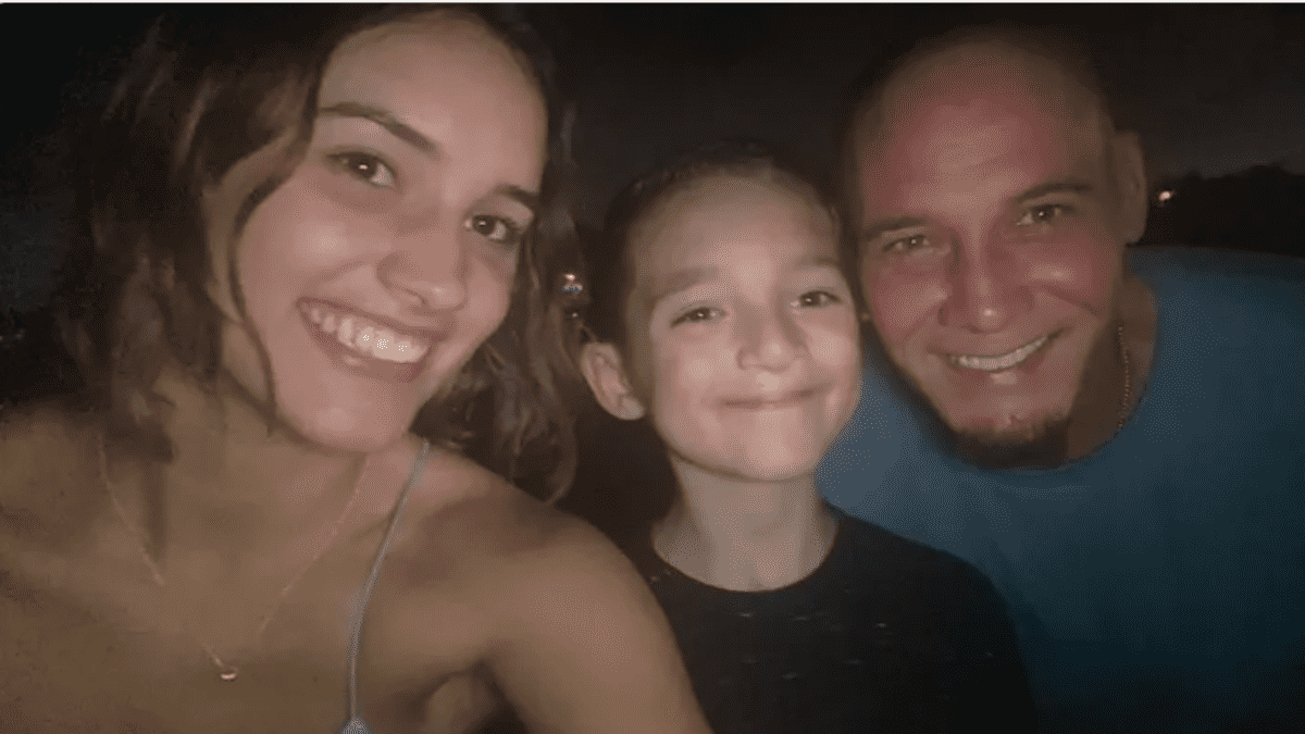 Roger “Rocky” Pinckney with his two daughters Jaelyn Pinckney & Austin Pinckney (GoFundMe)