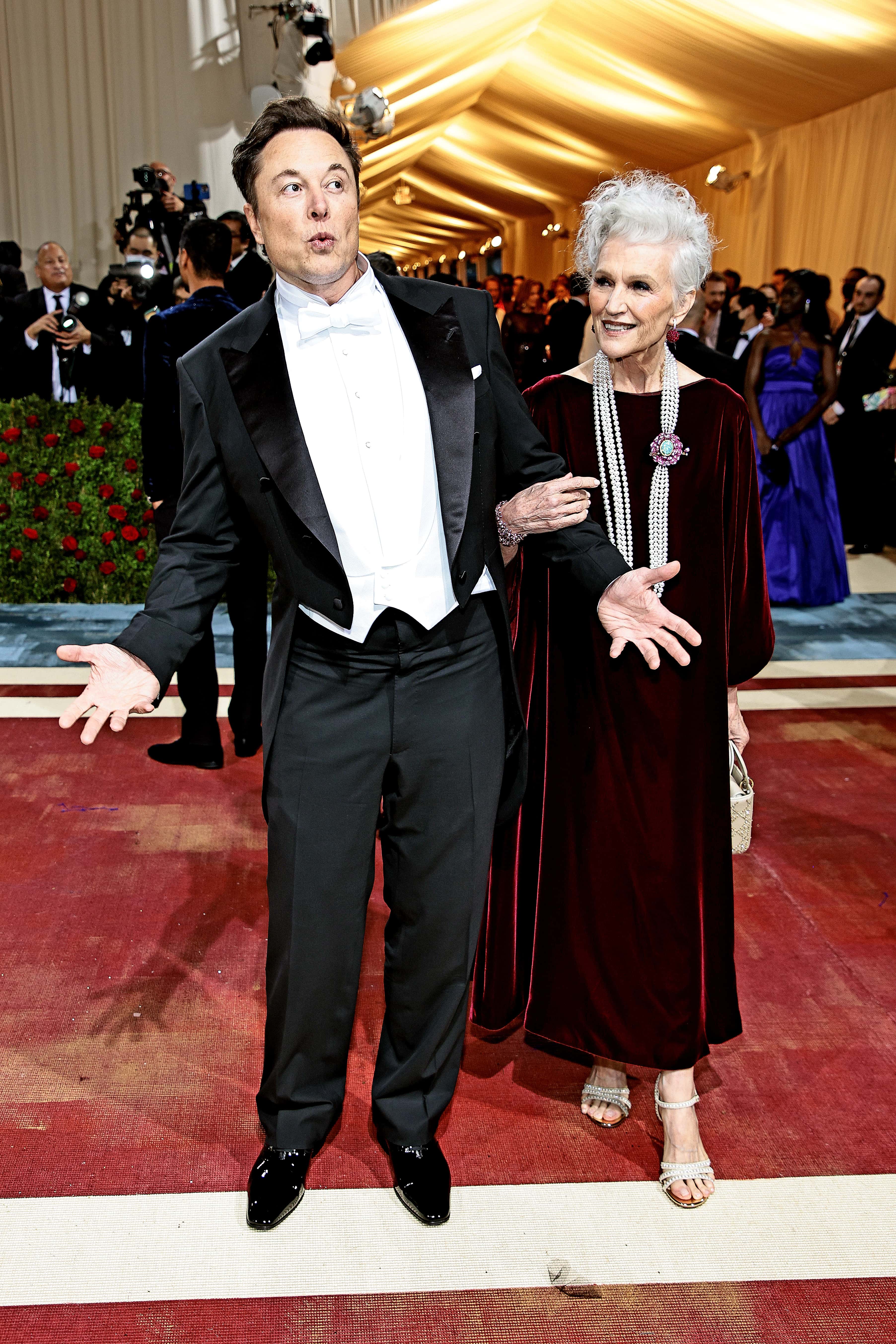NEW YORK, NEW YORK - MAY 02: (L-R) Elon Musk and Maye Musk attend The 2022 Met Gala Celebrating 