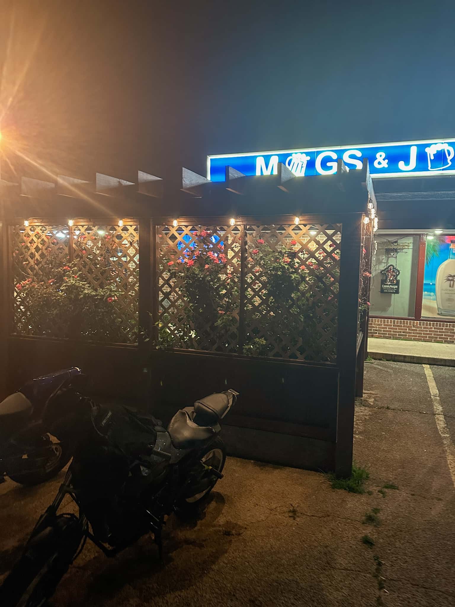 Tierra Binion was allegedly beaten snd shot outside the Mugs & Jugs bar in Pensacola (Mugs n' Jugs/Facebook)