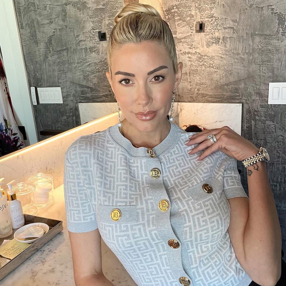 Heather Rae El Moussa reacts to 'Selling Sunset' Season 7 cast photo (Instagram/theheatherraeelmoussa)