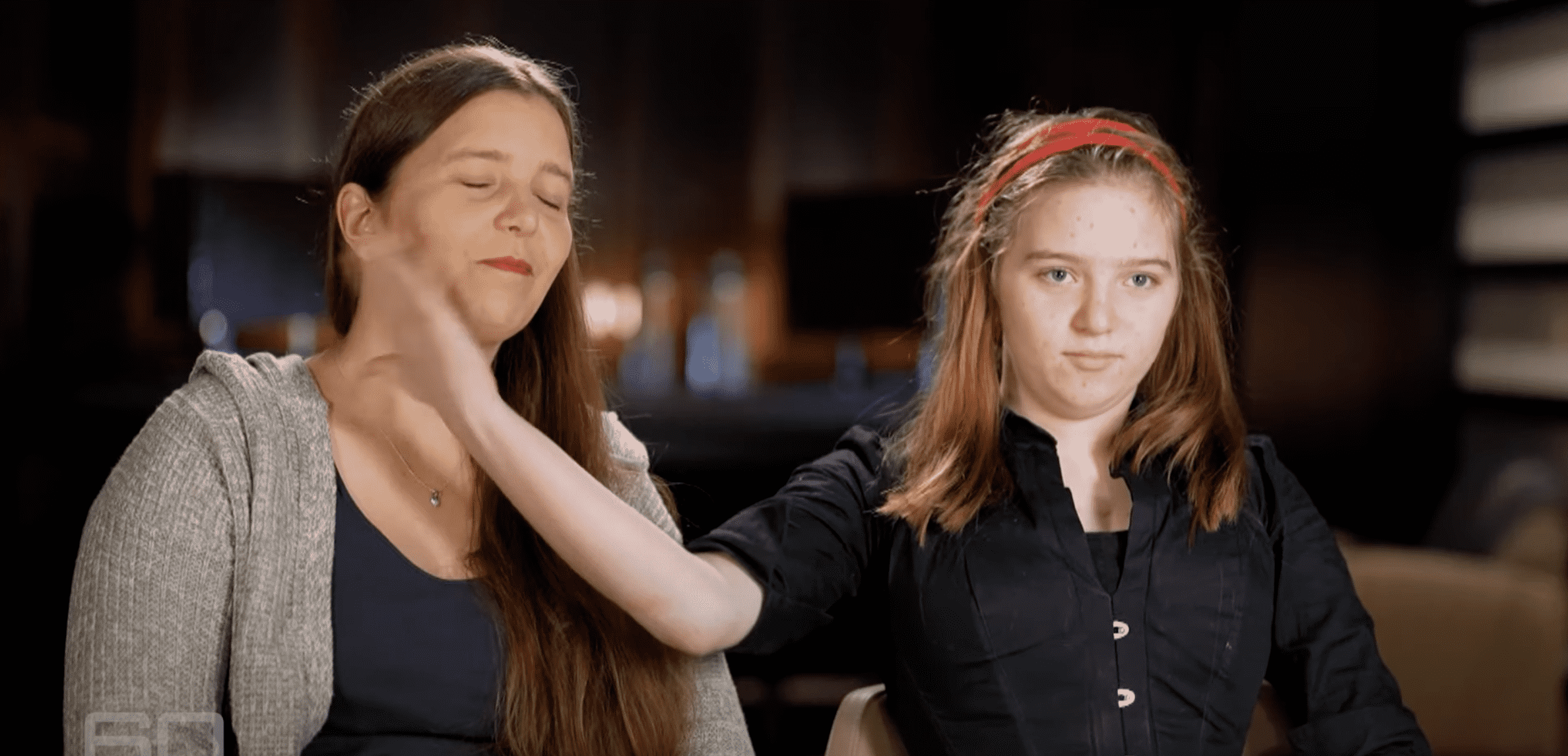 Metallyka slapping her mother Melissa (60 Minutes)