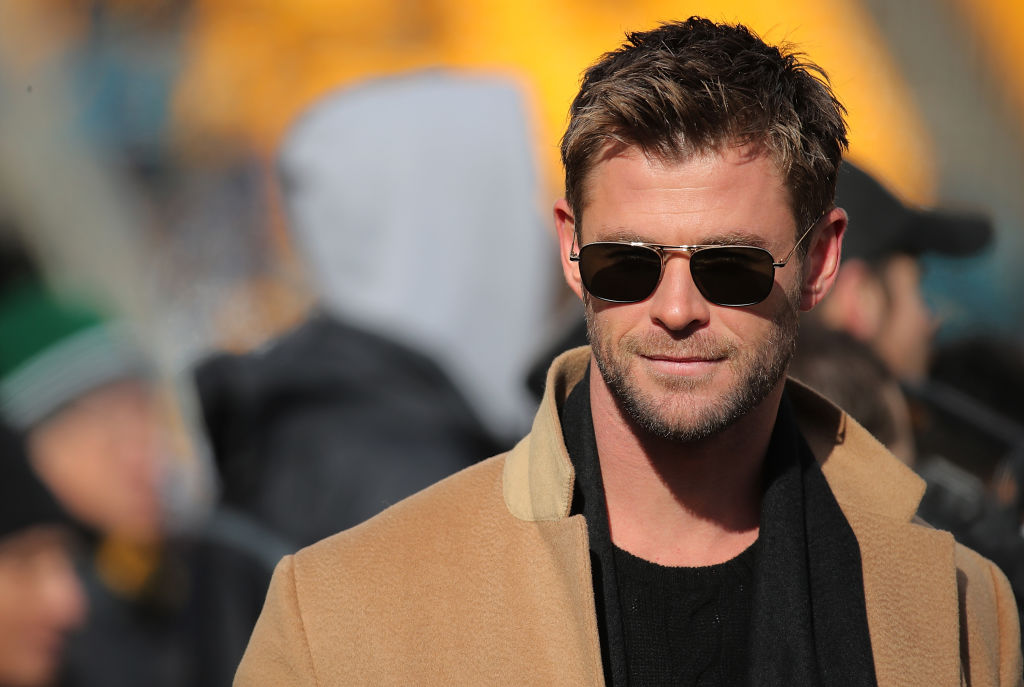 Actor Chris Hemsworth watches warmups before the AFC Divisional Playoff game between the Pittsburgh Steelers and the Jacksonville Jaguars at Heinz Field on January 14, 2018, in Pittsburgh, Pennsylvania. (Getty Images)