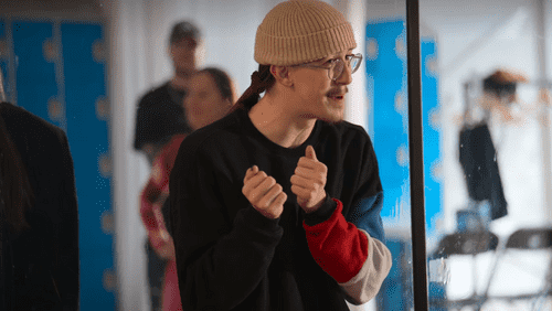 'Dance 100' choreographer Rex teaching dance to his team (Netflix)