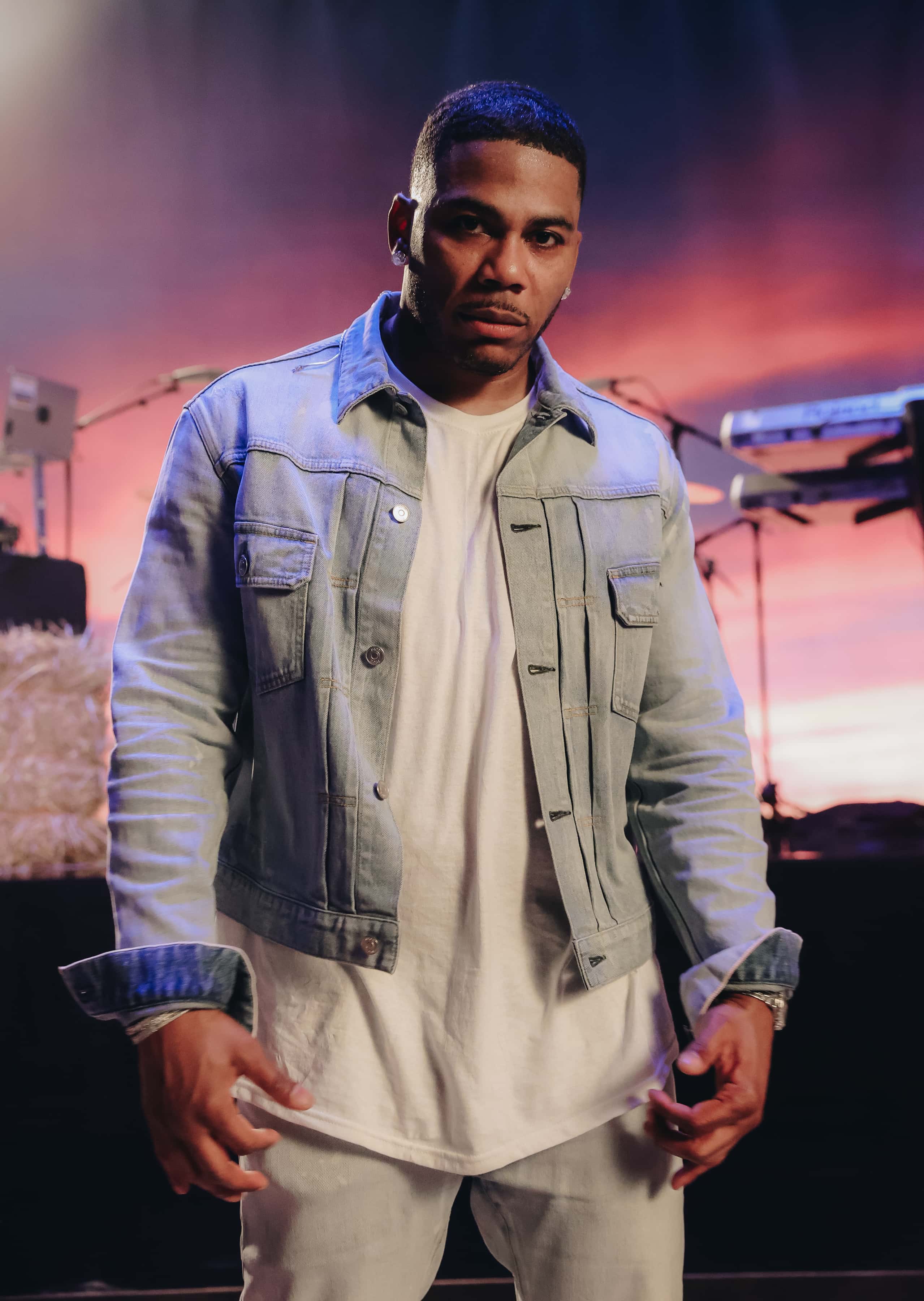 LOS ANGELES, CALIFORNIA - JULY 19: Nelly performs on the set of his new single music video shoot wit