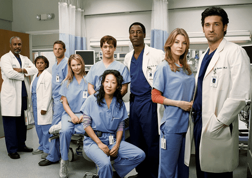 Production still of 'Grey's Anatomy' Season 1 (IMDb)