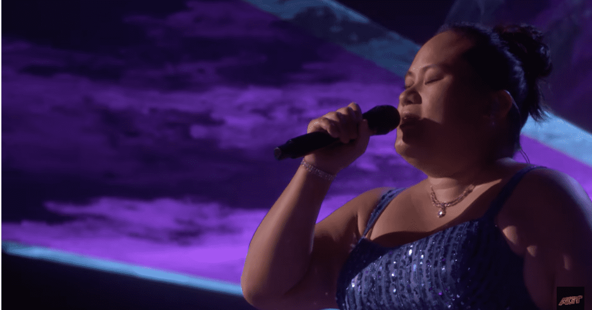 Lavender Darcangelo serenades 'AGT' fans and judges with her own rendition of 'I Wanna Know What Love Is' (YouTube/AGT)