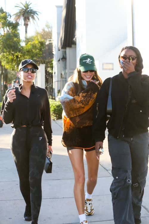 Hailey Beiber with Lori Harvey and Justine Skye. (Backgrid)