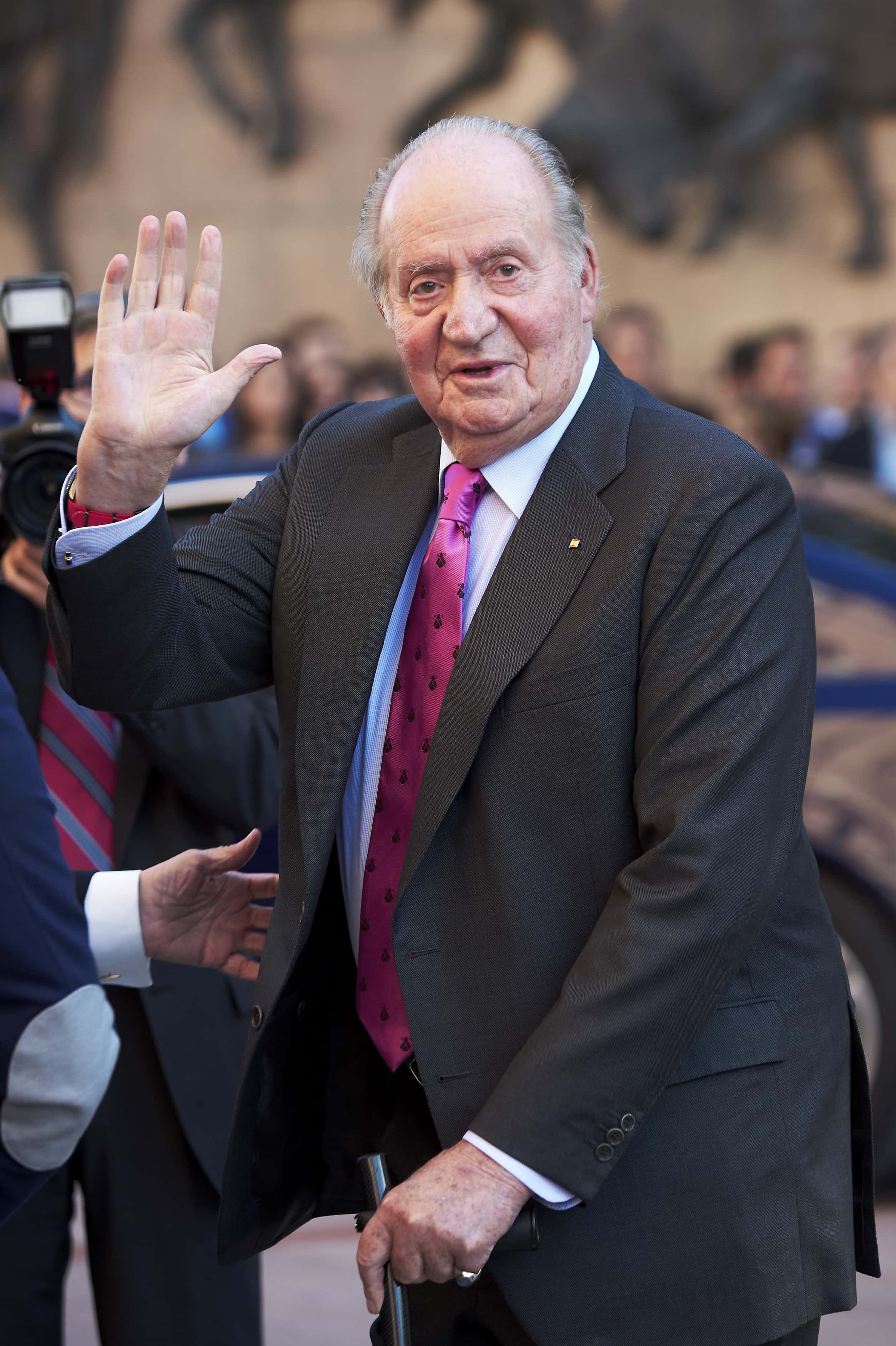 King Juan Carlos attends La Beneficiencia Bullfight at Las Ventas Bullring on June 6, 2018 in Madrid, Spain. (Photo by Carlos Alvarez/Getty Images)