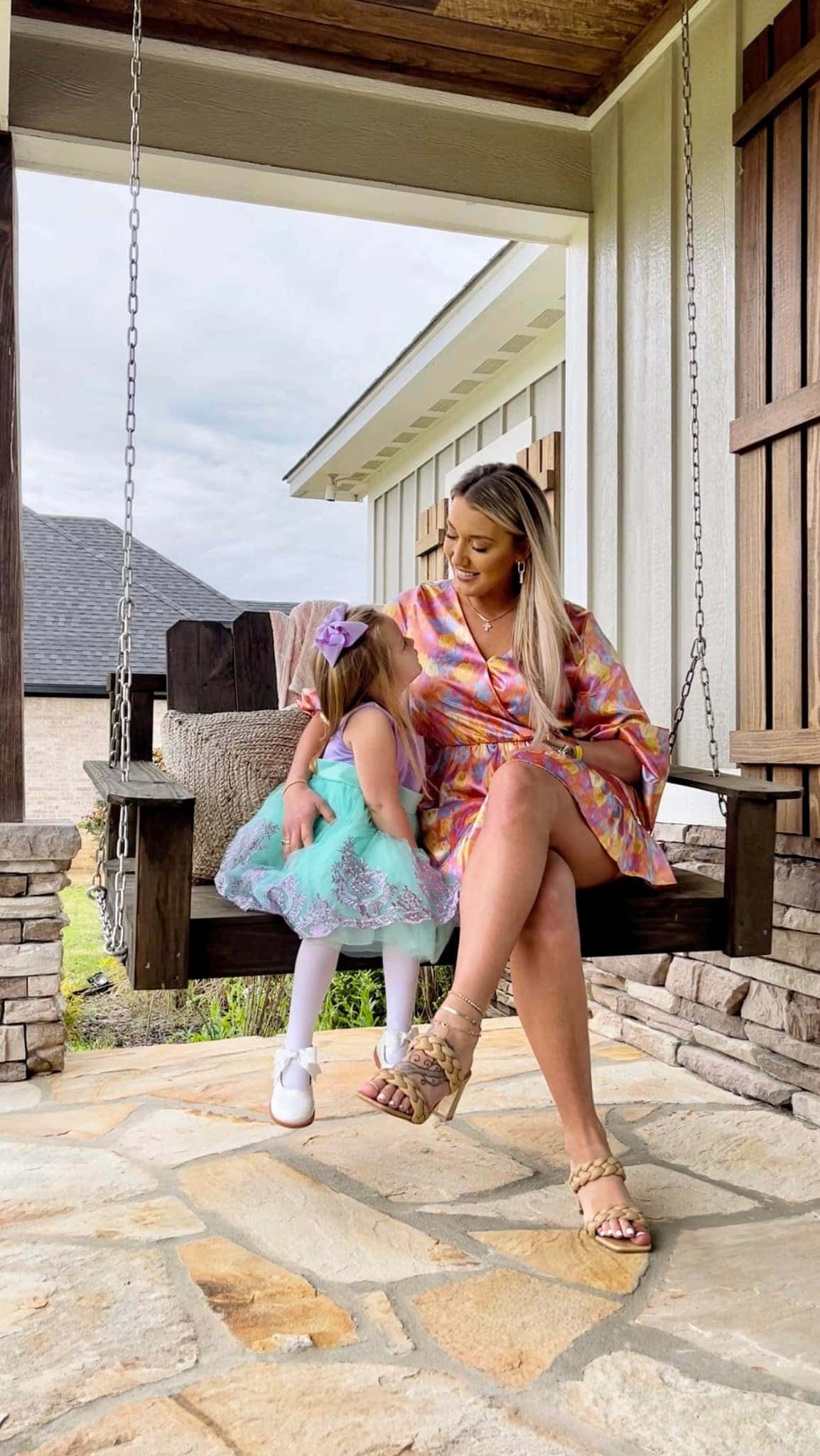 Lunden Roberts allegedly had a child with Hunter Biden in August of 2018 (Lunden Roberts/Facebook)