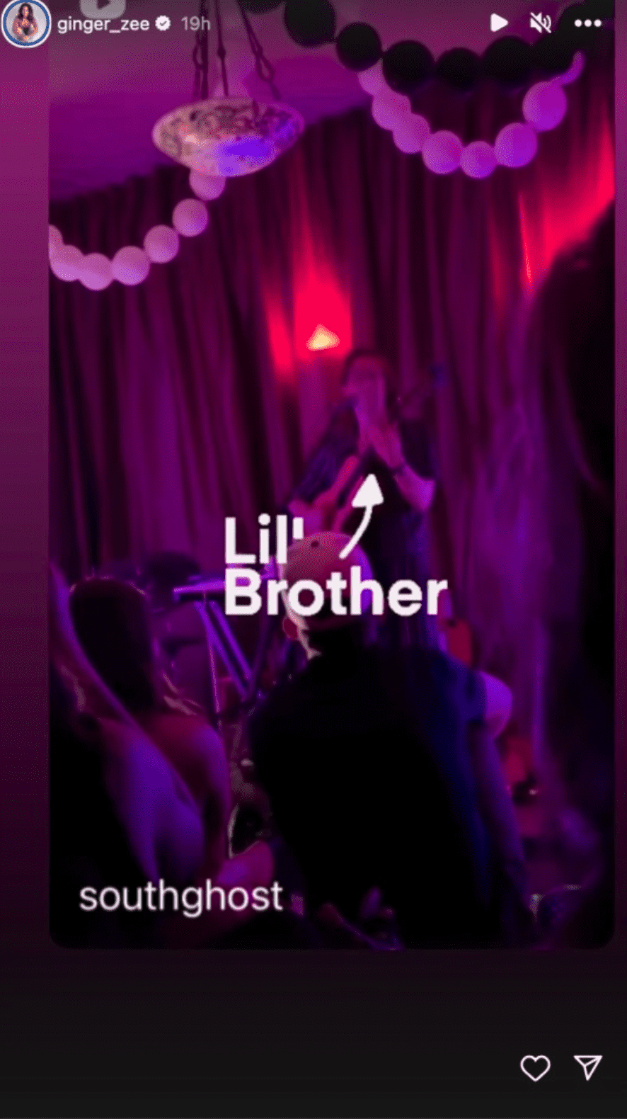 'GMA' Ginger Zee cheered for her brother Sean as he sang on stage (@ginger_zee/Instagram)