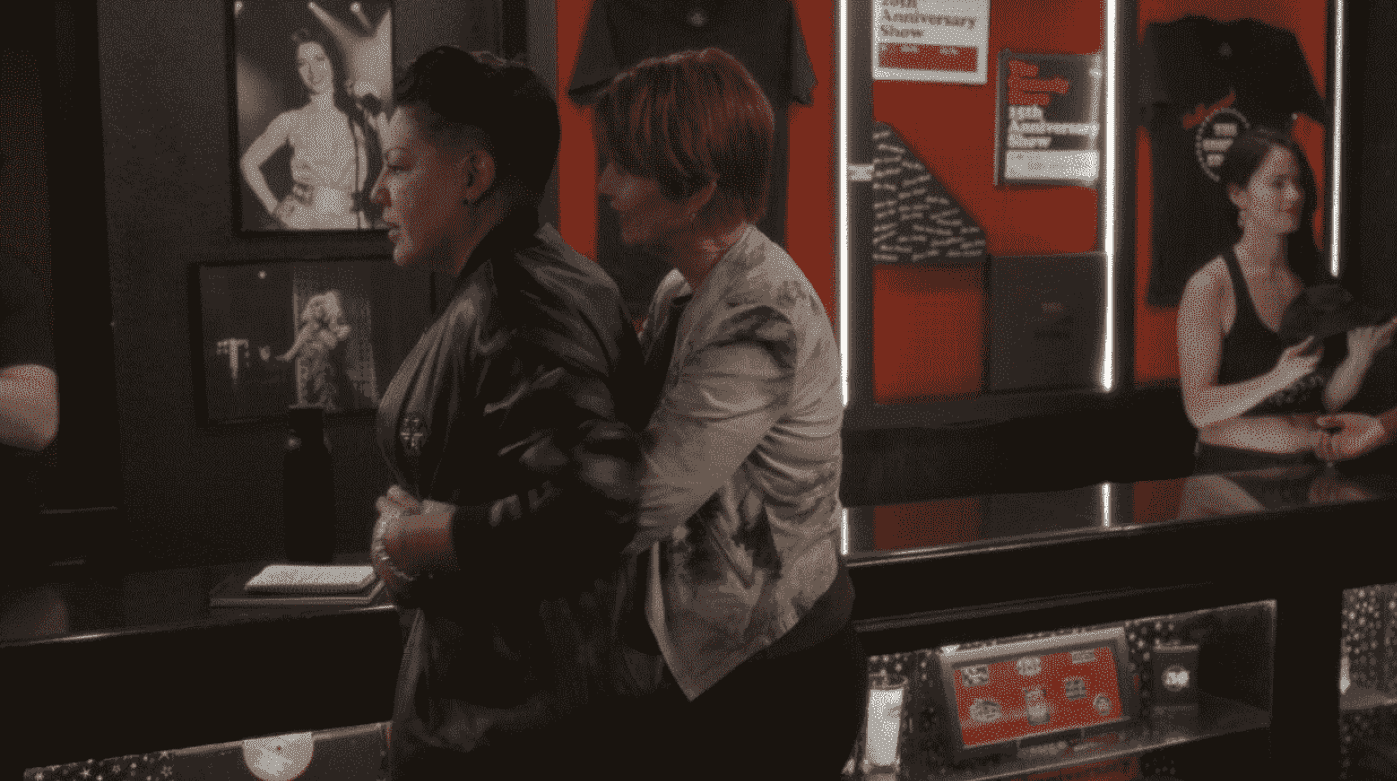 'And Just Like That' Season 2 starring Cynthia Nixon as Miranda and Sara Ramirez as Che Diaz (HBO)