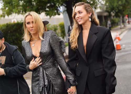 Tish Cyrus (L) and Miley Cyrus attend the 61st Annual GRAMMY Awards at Staples Center on February 10, 2019 in Los Angeles, California.