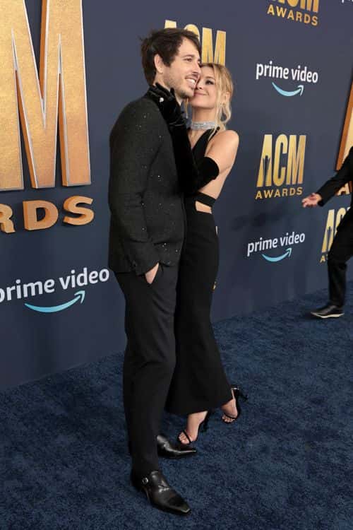 (L-R) Morgan Evans and Kelsea Ballerini attend the 57th Academy of Country Music Awards at Allegiant Stadium on March 07, 2022 in Las Vegas, Nevada.