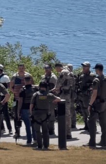 Jesse Calhoun's arrest (KGW News/YouTube)