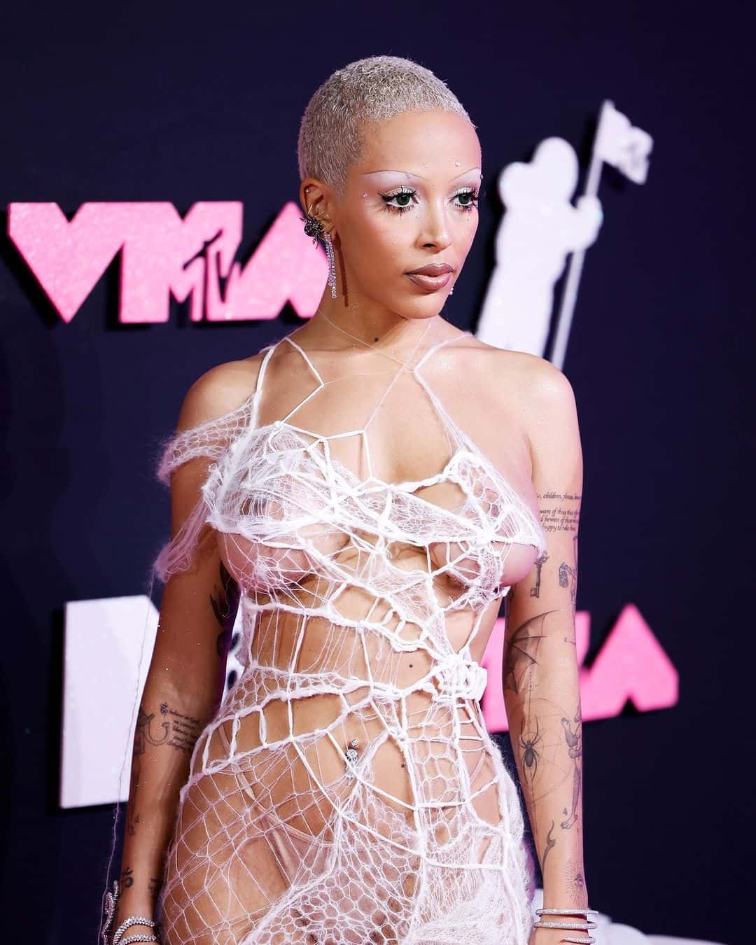 Doja Cat's MTV VMAs look was perfect for Halloween (Instagram/@mtv)