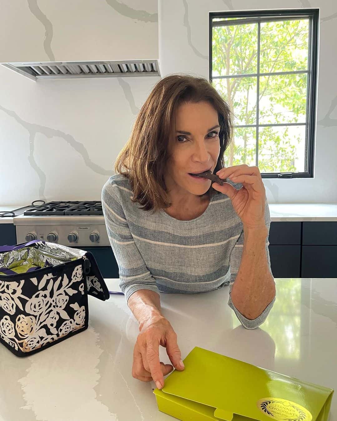 (Instagram_hilary_farr)