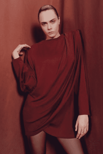 (@caradelevingne/Instagram)