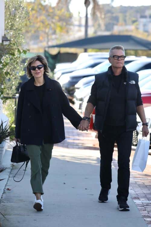 'RHOBH' star Lisa Rinna and husband Harry Hamlin out on a romantic lunch date in Malibu (Backgrid)