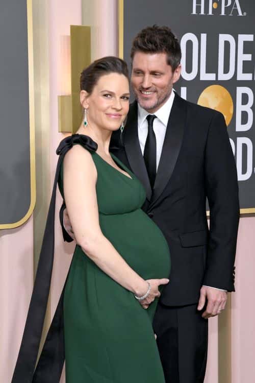 (L-R) Hilary Swank and Philip Schneider attend the 80th Annual Golden Globe Awards at The Beverly Hilton on January 10, 2023 in Beverly Hills, California.