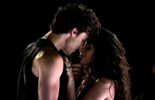 (L-R) Shawn Mendes and Camila Cabello perform onstage during the 2019 American Music Awards at Microsoft Theater on November 24, 2019 in Los Angeles, California.