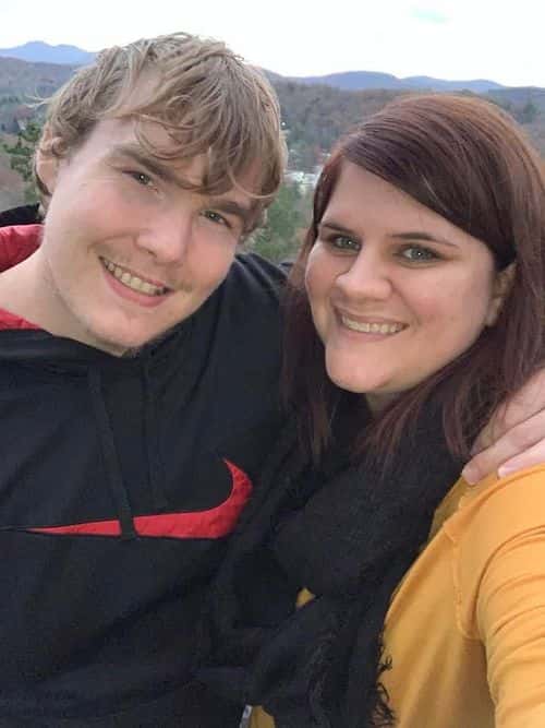 Bryan 'Vladek' Hasel and Bethany Hasel (Bethany Hasel/Facebook)