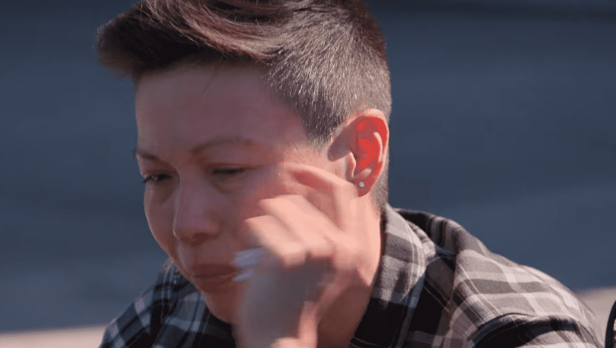 'The Ultimatum: Queer Love' star Aussie Chau crying (Netflix)