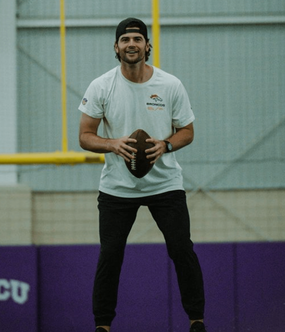 Jarrett Stidham is 6 feet 3 inches tall (@jarrettstidham/Instagram)