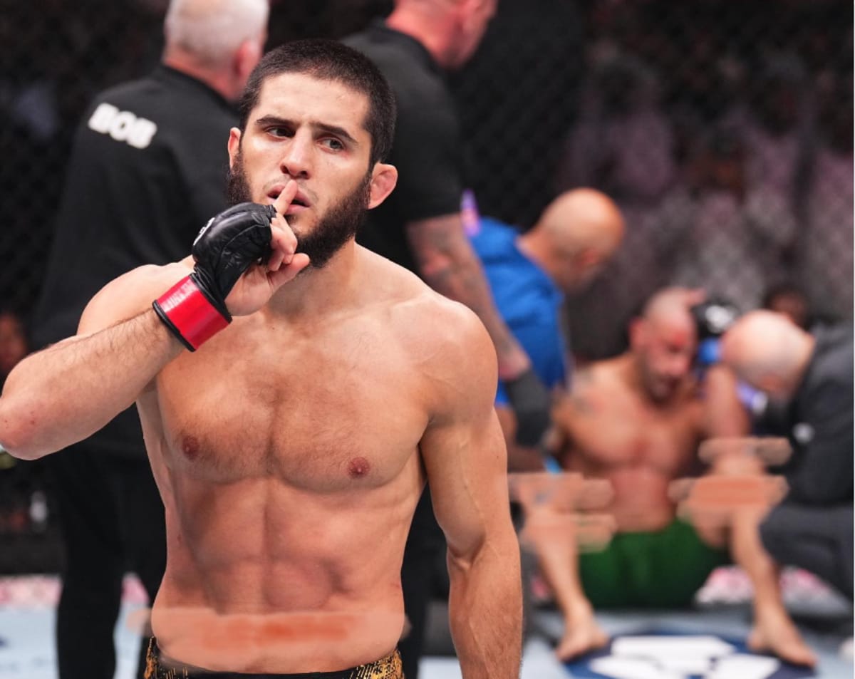 Islam Makhachev won against Alexander Volkanovski at UFC 294 (@islam_makhachev/Instagram)