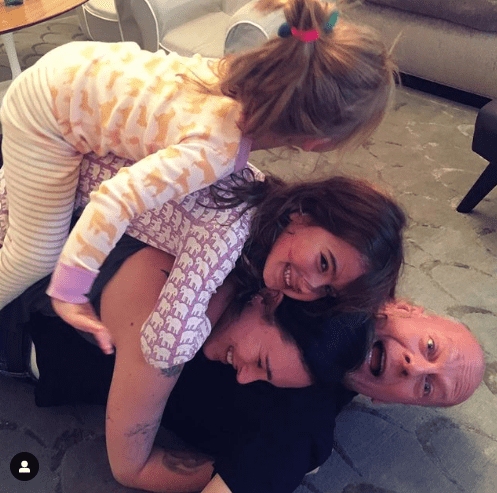 Emma Heming Willis shared a super cute father's day post dedicated to Bruce in June, 2022. (instagram/@emmahemingwillis)
