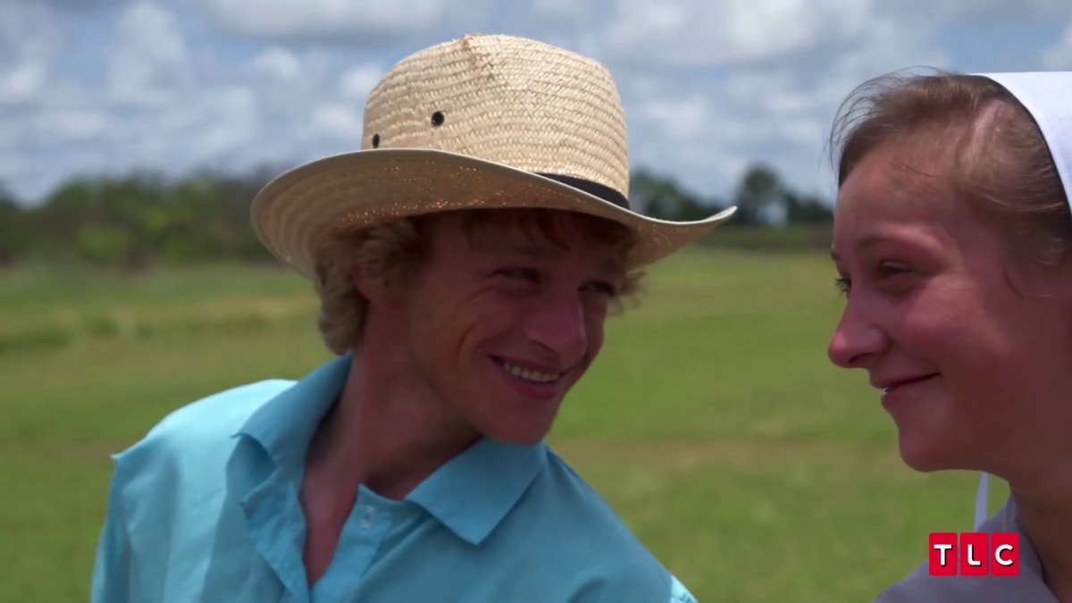 Rosanna Miller first met Johnny Detweiler through her brother (YouTube/TLC) 