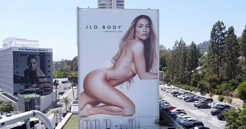 Huge! Jennifer Lopez stole the spotlight on a 60-foot billboard, making her presence felt in Los Angeles (DailyMail Screenshot)