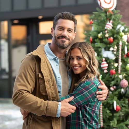 Jana Kramer as Chloe and Michael (Brandon Quinn) in 'Welcome Home Christmas' (Hallmark)