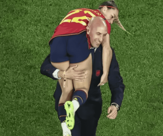 The women's soccer team threatened to go on strike if FIFA failed to suspend Luis Rubiales (@bbcnews/Youtube)