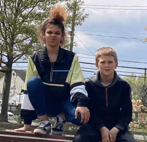 Tyler Phillips (R) pushed Krystal Randolph (L) out of the way and took the fatal hit. (Facebook/babyiegirl)