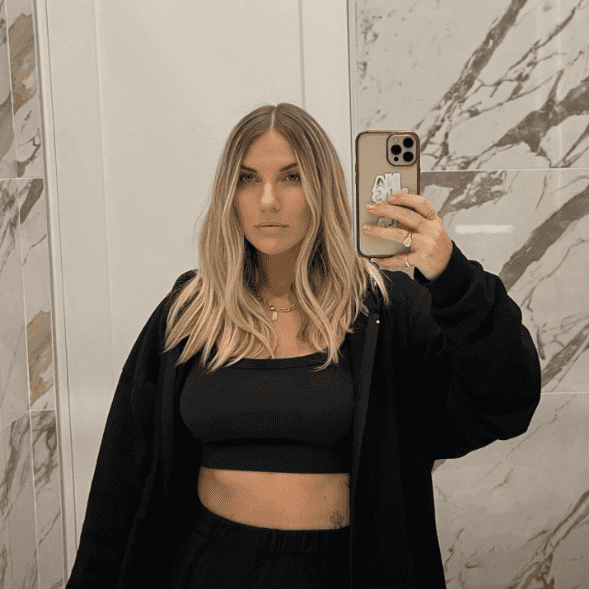 Brittney Boyce, the nail tech behind Megan's fiance Machine Gun Kelly's diamond manicure at the Billboard Music Awards (nails_of_la/Instagram)