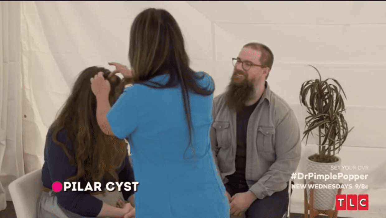 Dr Lee with her patinet, Aimee and her boyfriend, Donald, in 'Dr Pimple Popper' Season 8 (TLC)