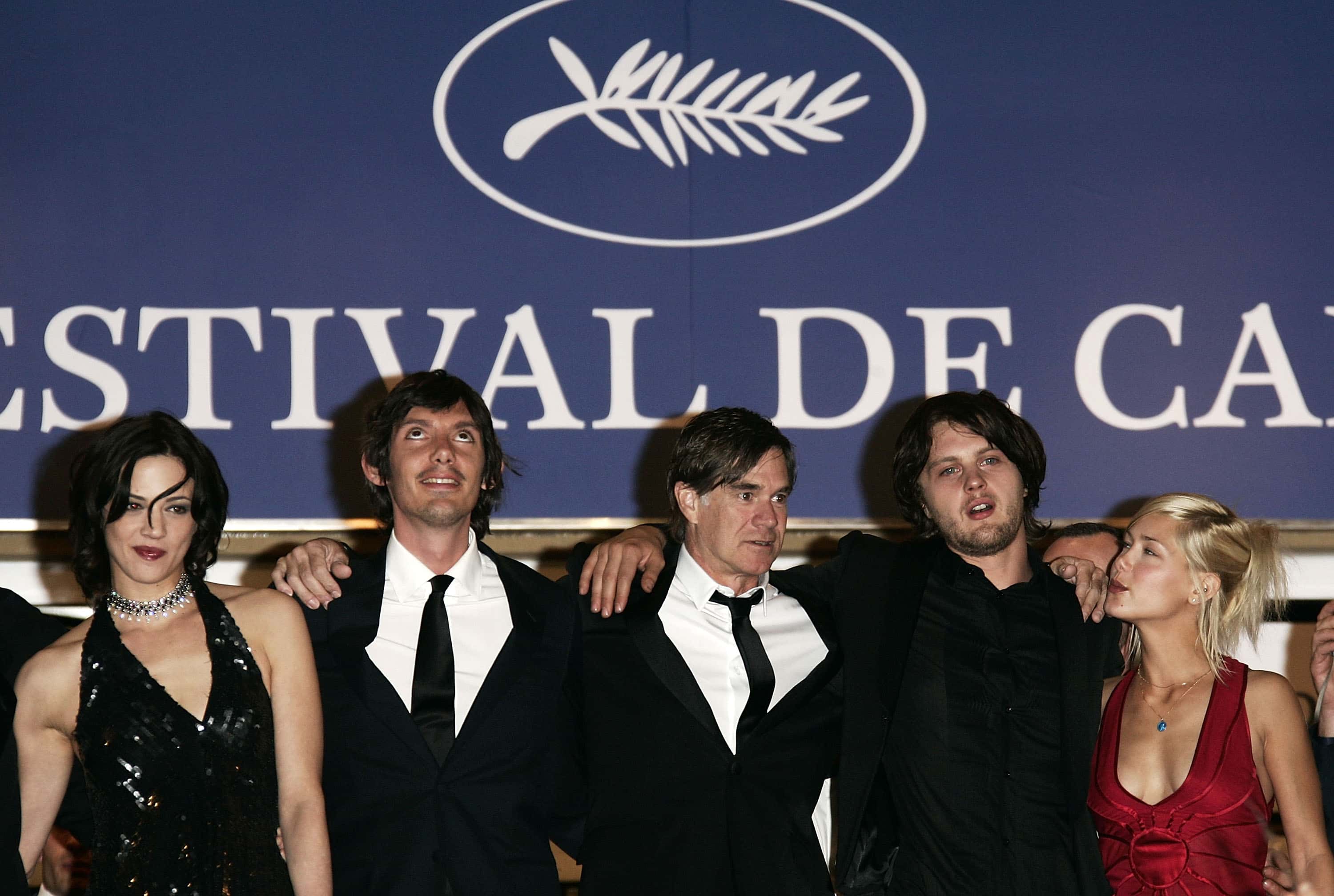 Actors Asia Argento (L), Lukas Haas (2nd L) and Michael Pitt (2nd R) and director Gus Van Sant (C) attend a screening of