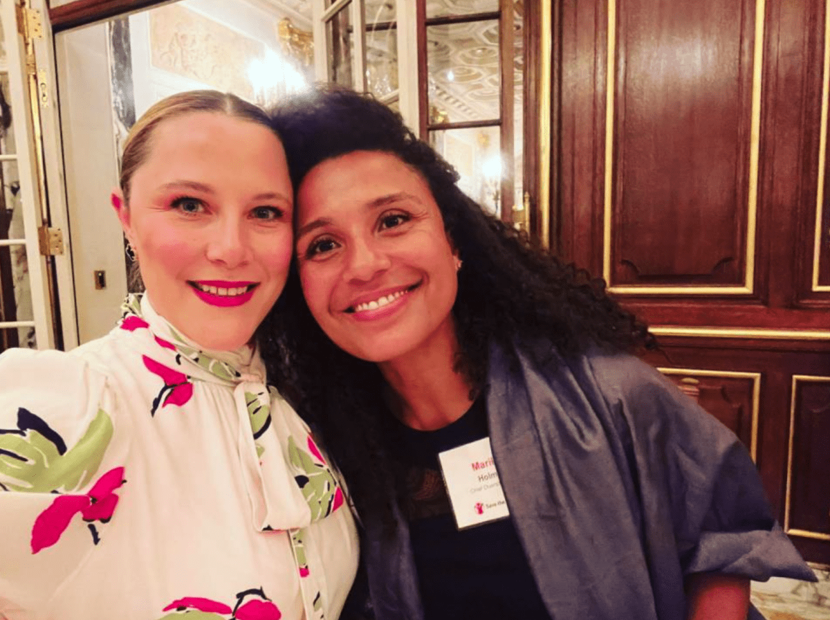 Former 'GMA' star TJ Holmes' ex-wife Marilee Fiebig stunned in a black dress at an NYC gala (@secupp/Instagram)