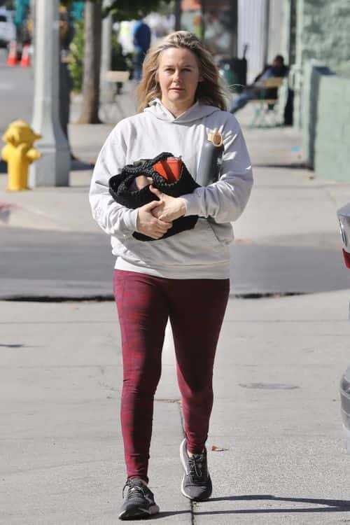 Alicia Silverstone. (Photo: Backgrid)