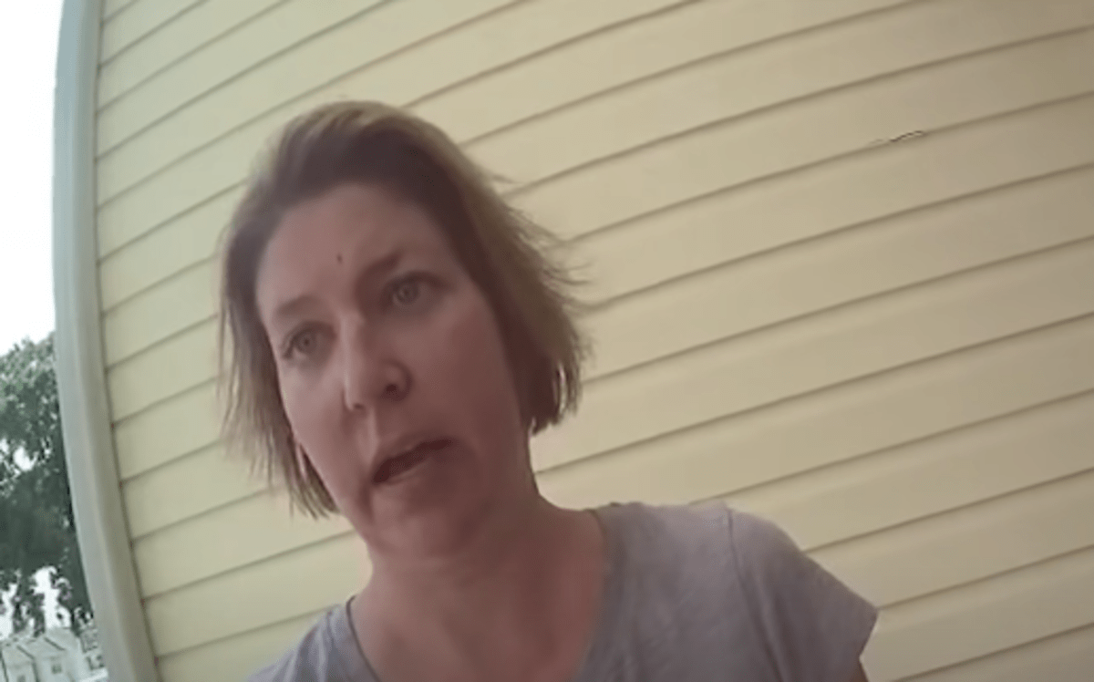 Sarah Boone is accused of leaving her boyfriend to to die inside a suitcase during a 2020 hide-and-seek game (@LawAndCrime/YouTube)