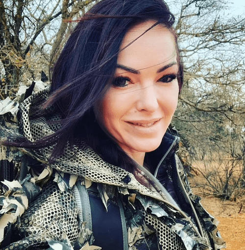 Colette Crick actively hunts for meat and claims that she is allergic to fruit and vegetables. (mediadrumworld.com/@bowhuntingca)