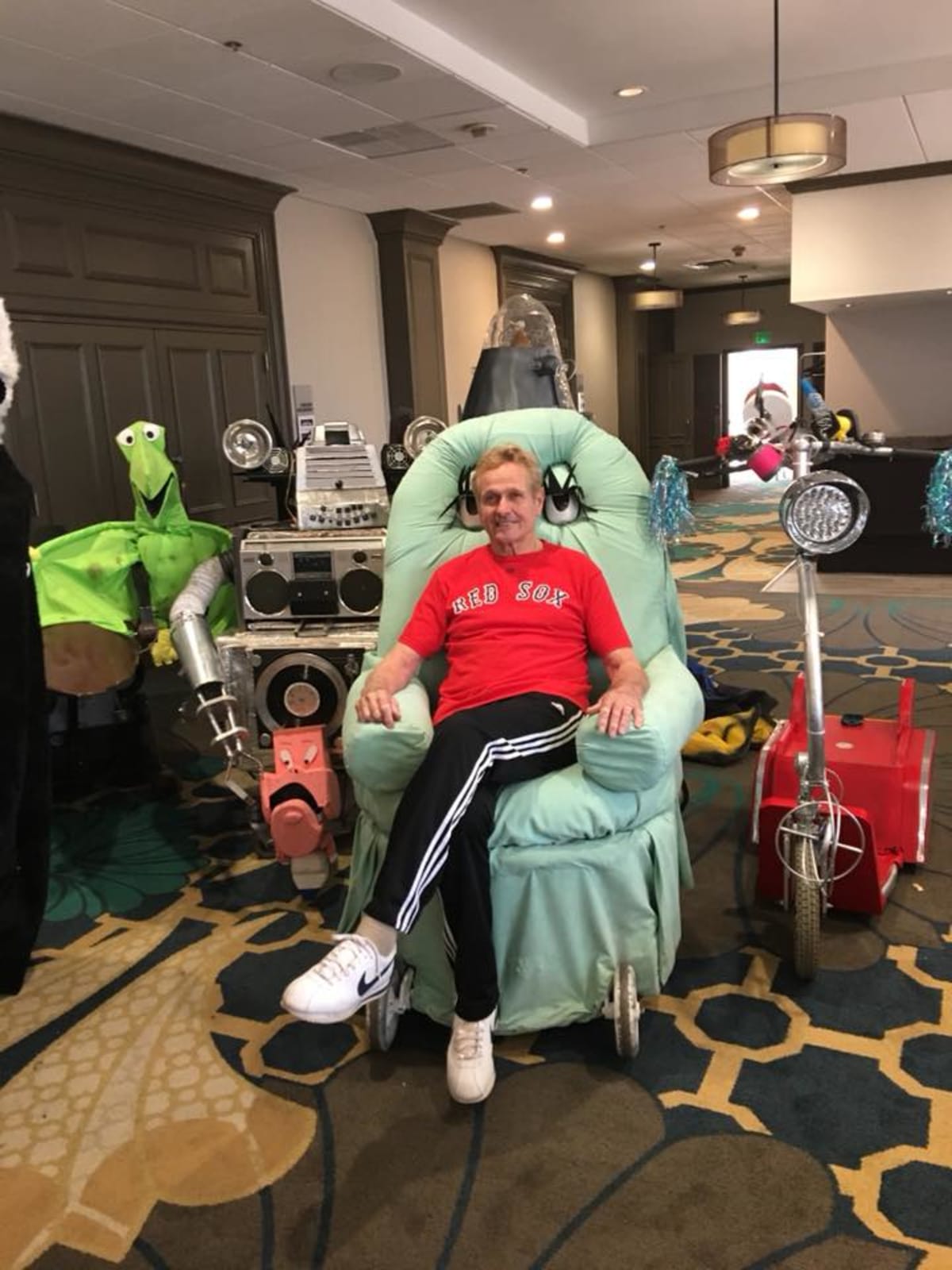 Mark Goddard recently celebrated his 87th birthday (Facebook/@mark.goddard.946)