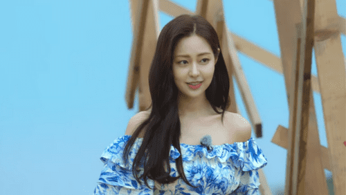 'Single's Inferno' Season 2 cast Shin Seul-Ki (Netflix)