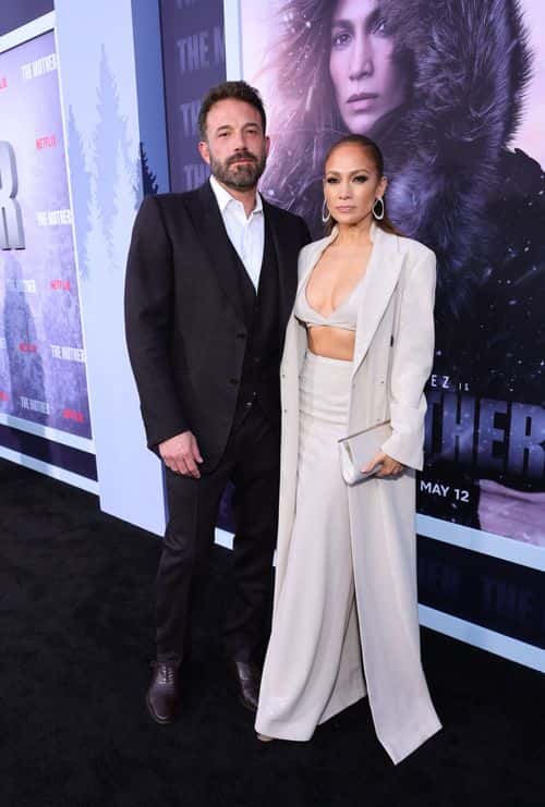 (L-R) Ben Affleck and Jennifer Lopez attend 